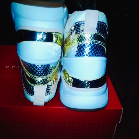 BRAND NEW NEVER USED MICHAEL KORS SHOES SIZE 8 AND 1/2 - Picture 5 of 7